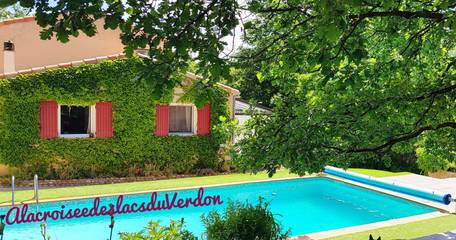 Chambre d’hôte pour 2 personnes, avec piscine et jardin dans les Alpes-de-Haute-Provence