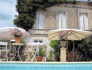 Chambre d’hôte pour 2 personnes, avec piscine et jardin en Charente-Maritime