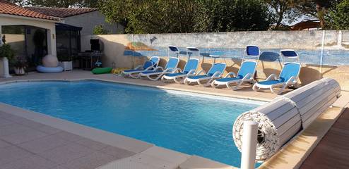 Chambre d’hôte pour 2 personnes, avec jardin et piscine, animaux acceptés en Charente-Maritime