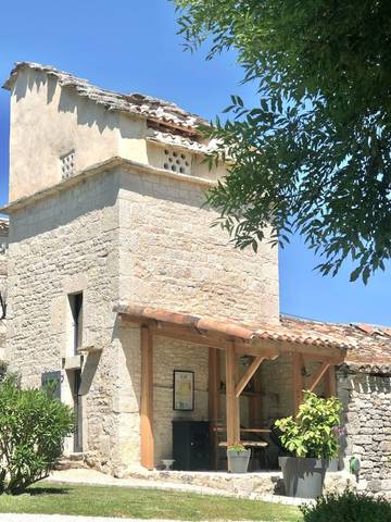 Chambre d’hôte pour 2 personnes, avec piscine et jardin dans le Lot