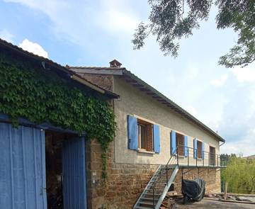 Chambre d’hôte pour 2 personnes, avec jacuzzi ainsi que jardin et piscine, animaux acceptés dans la Loire