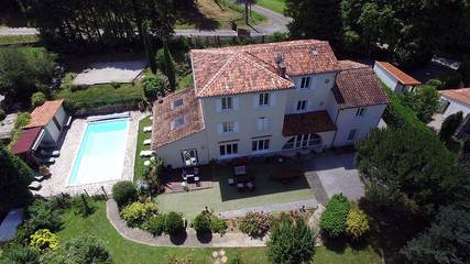 Chambre d’hôte pour 2 personnes, avec jardin et piscine, animaux acceptés dans l' Aude