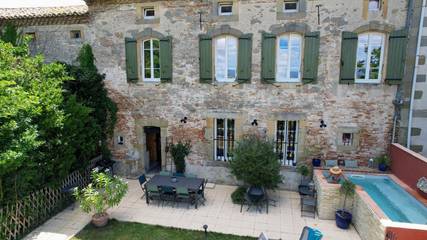 Chambre d’hôte pour 2 personnes, avec piscine et jardin dans l' Aude